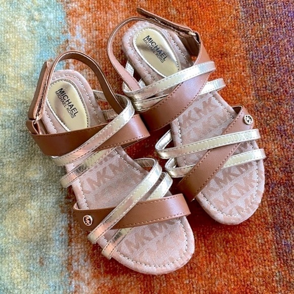 Brand New Michael Kors Luggage & Metallic Gold Multi Strap Logo Sandals - Picture 12 of 12